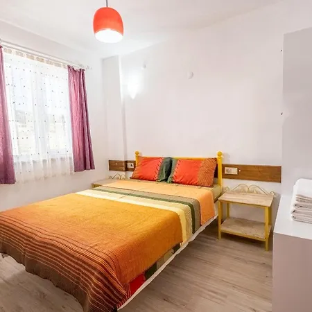 Guest house Sahika 3*